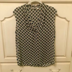 Caslon Sleeveless V-neck Blouse